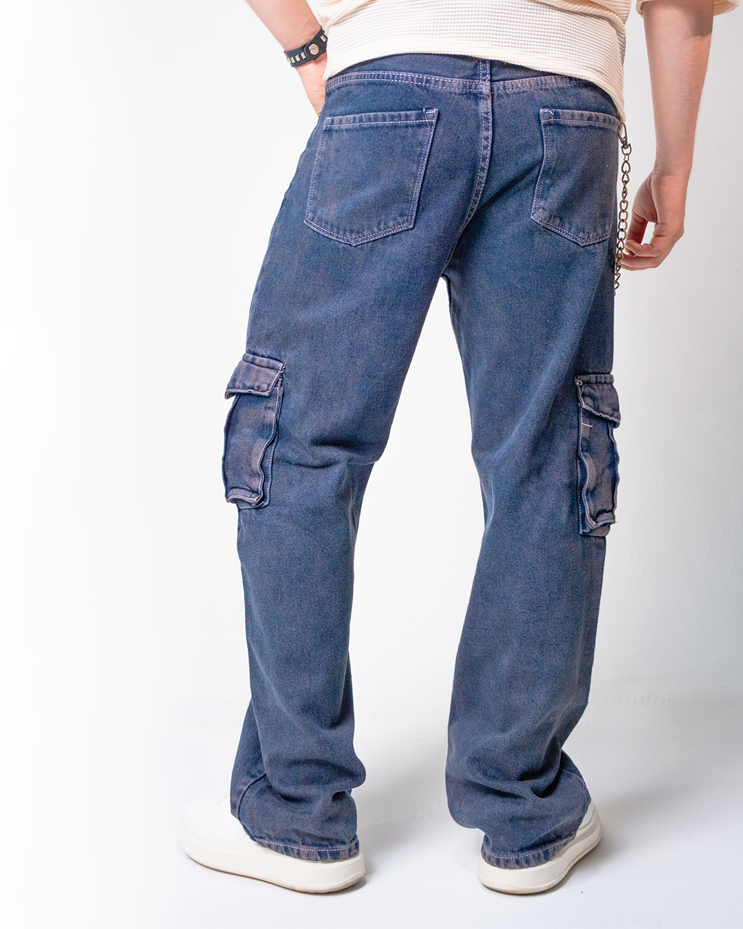 𝐏𝐚𝐧𝐭𝐚𝐥𝐨𝐧 𝐂𝐚𝐫𝐠𝐨 𝐀𝐳𝐮𝐥 𝐏𝐞𝐭𝐫𝐨𝐥𝐞𝐨