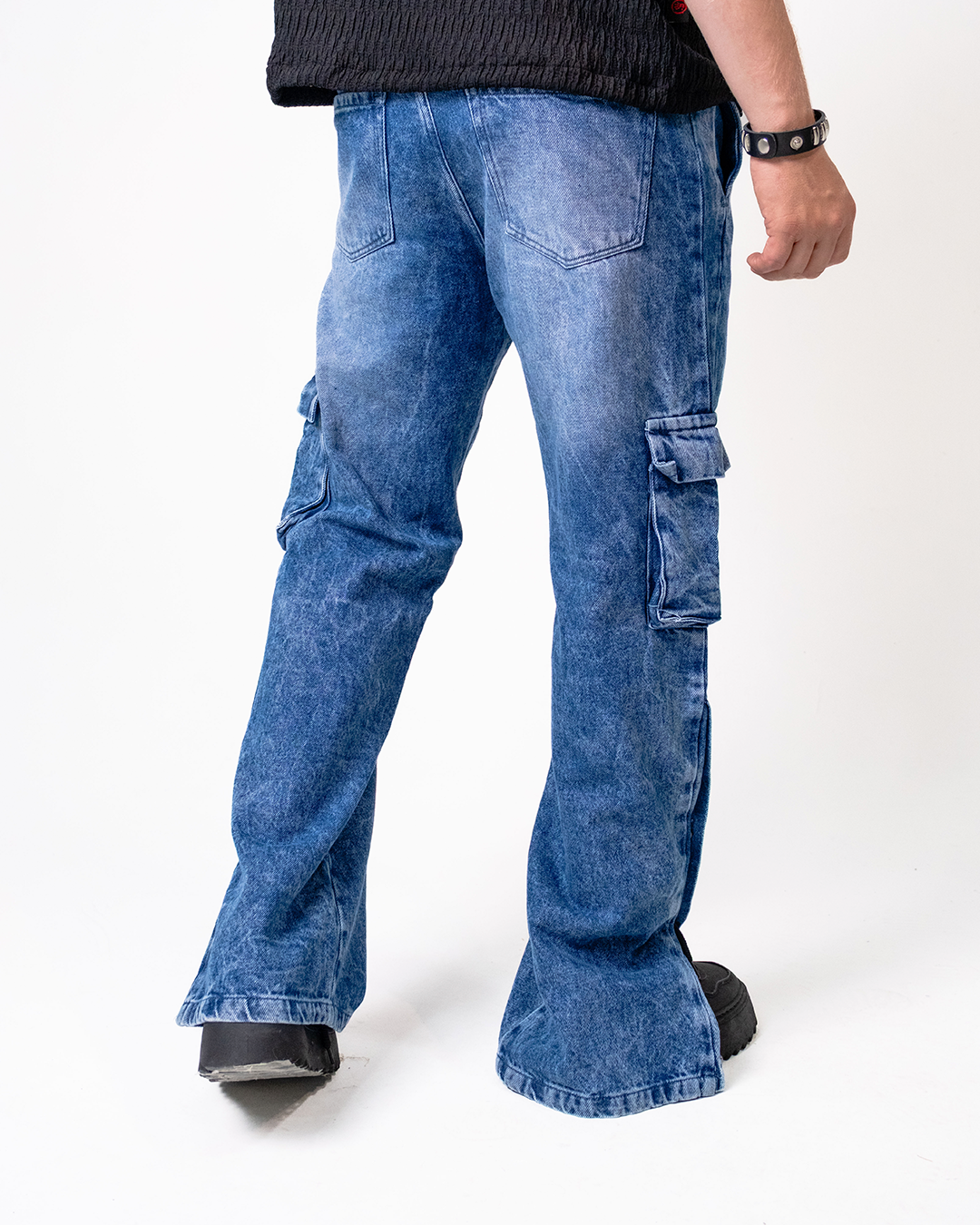 ๐๐๐ง๐ญ๐๐ฅ๐จฬ๐ง ๐๐๐ซ๐ ๐จ ๐๐ญ๐ซ๐๐๐ญ ๐
๐ข๐ญ ๐๐ณ๐ฎ๐ฅ ๐๐ญ๐จ๐ง๐