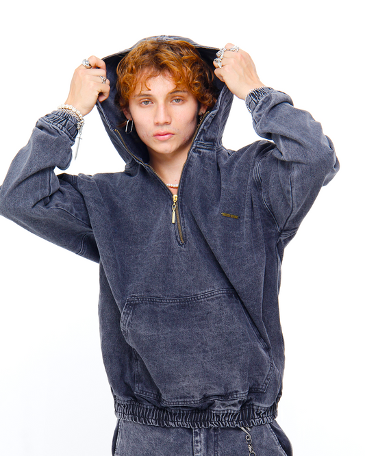 𝐁𝐮𝐳𝐨 𝐌𝐢𝐥𝐚𝐧 𝐆𝐫𝐢𝐬