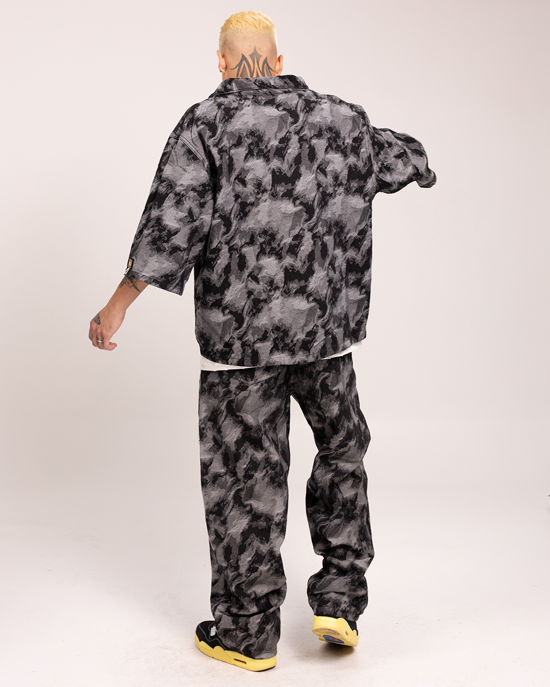 Conjunto Jackal Gris Ref 033