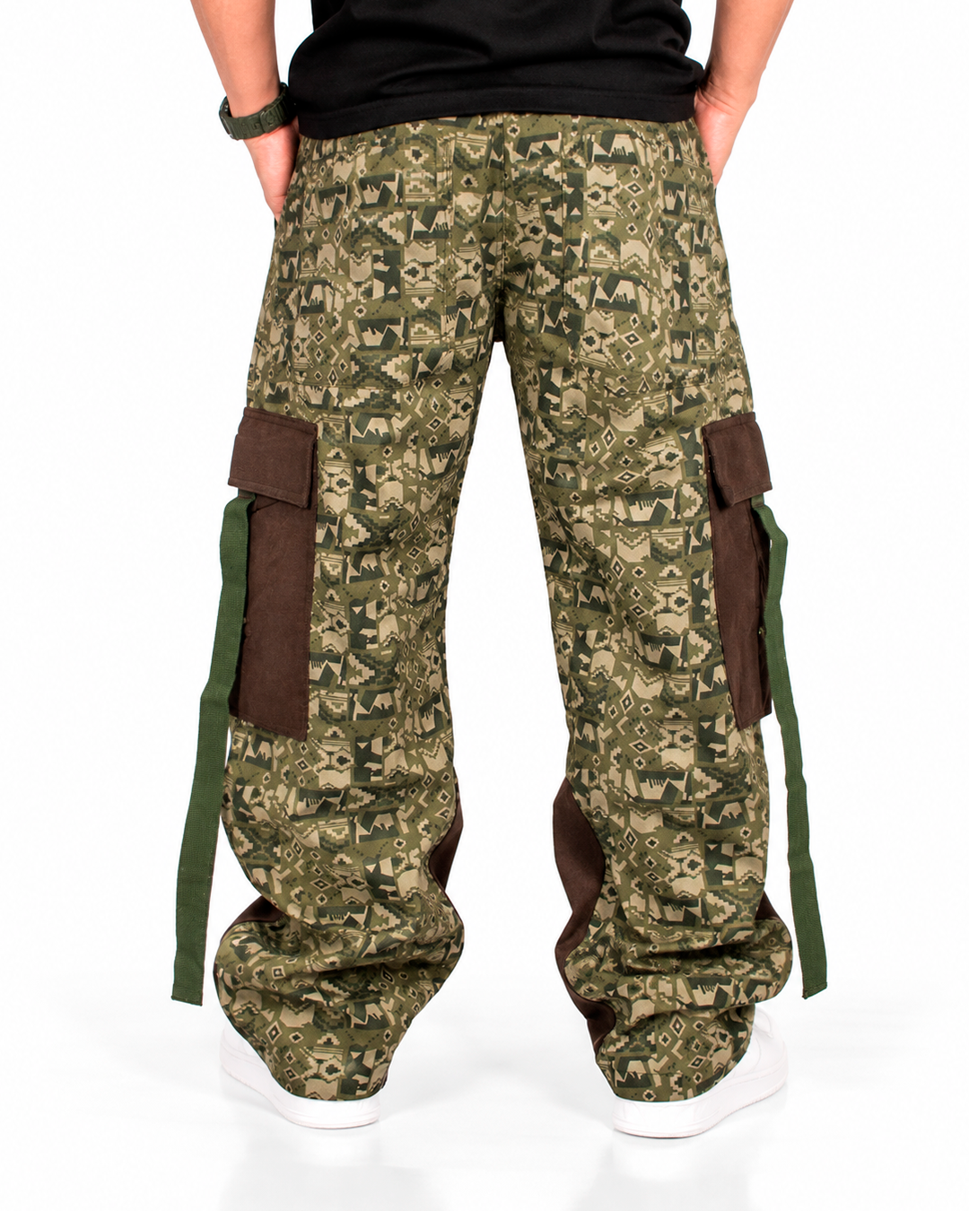 Pantalón Cargo Baggy Hombre Camuflado Verde y Café – Bolsillos Laterales