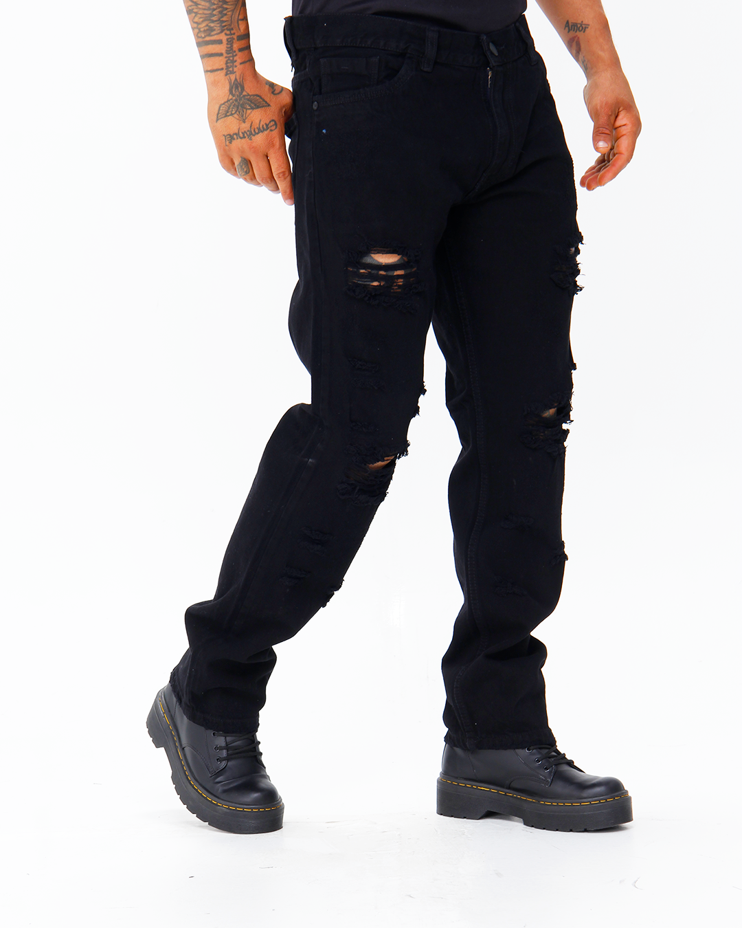 𝐒𝐭𝐫𝐞𝐞𝐭 𝐃𝐞𝐬𝐠𝐚𝐬𝐭𝐞 𝐍𝐞𝐠𝐫𝐨