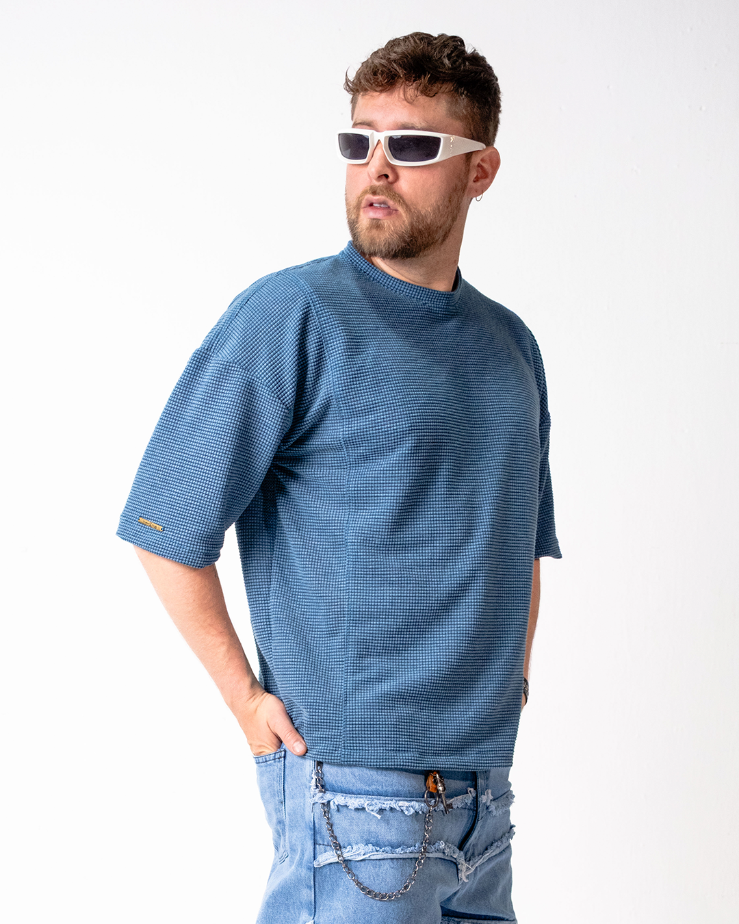 𝐂𝐚𝐦𝐢𝐬𝐞𝐭𝐚𝐬 𝐎𝐯𝐞𝐫𝐬𝐢𝐬𝐞𝐬