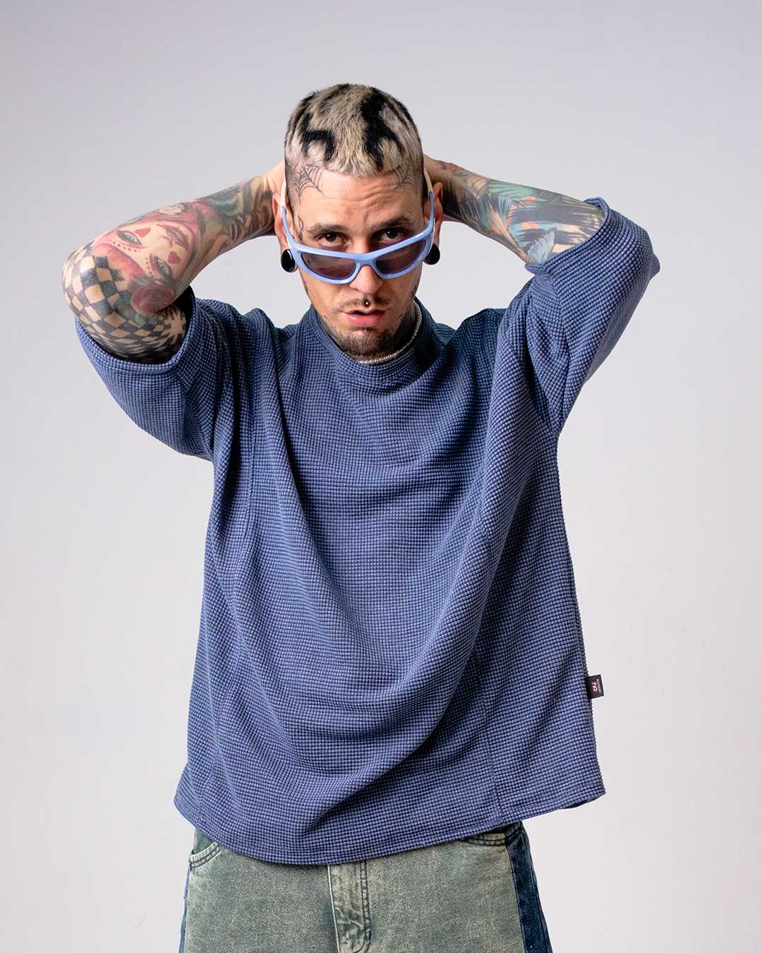 𝐂𝐚𝐦𝐢𝐬𝐞𝐭𝐚𝐬 𝐎𝐯𝐞𝐫𝐬𝐢𝐬𝐞𝐬