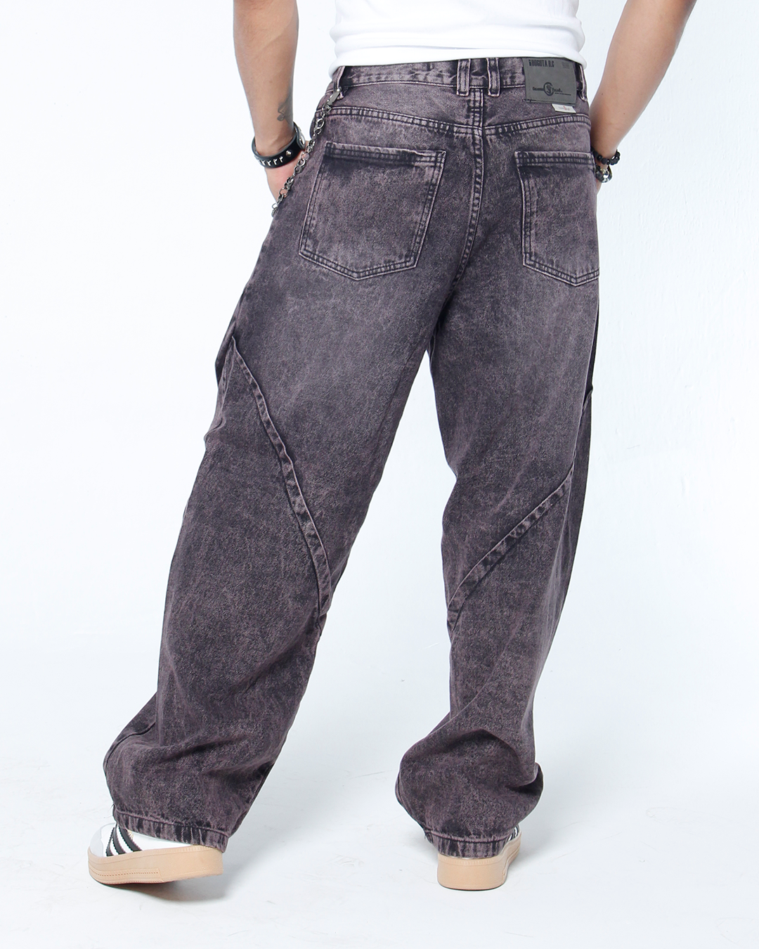 𝐏𝐚𝐧𝐭𝐚𝐥𝐨́𝐧 𝐁𝐚𝐠𝐠𝐲 𝐏𝐮𝐫𝐩𝐮𝐫𝐚